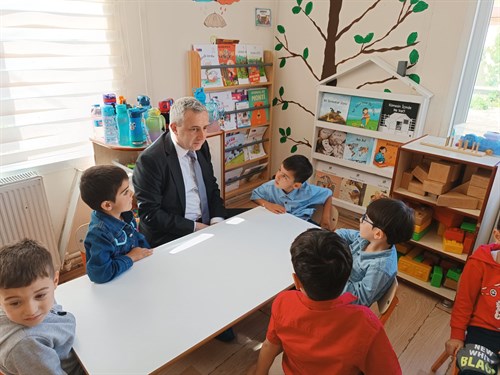 Yeni Eğitim Öğretim Yılında İlçe Kaymakamımızdan Okul Ziyareti